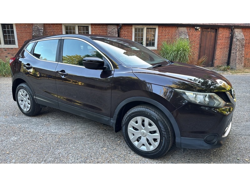 Nissan Qashqai 1.2 DIG-T Visia 2WD Euro 5 (s/s) 5dr - U10004365
