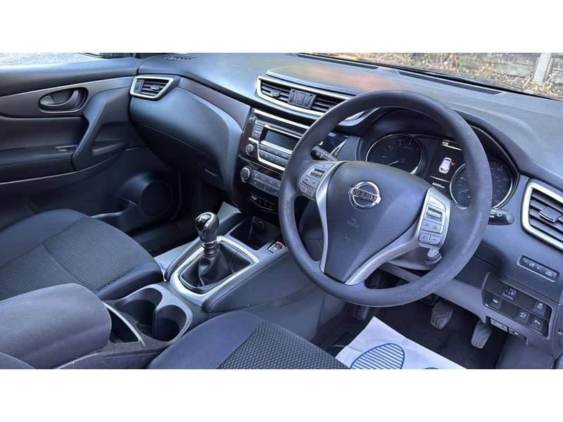 Nissan Qashqai 1.2 DIG-T Visia 2WD Euro 5 (s/s) 5dr - U10004365