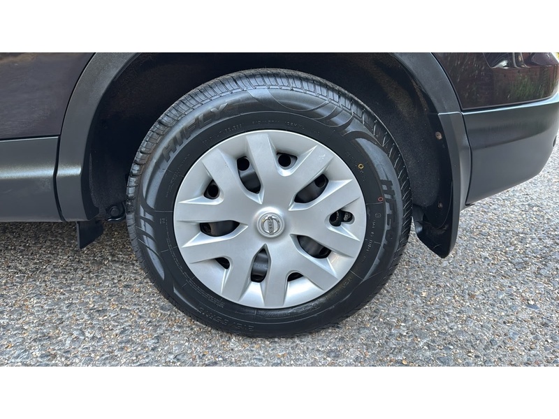 Nissan Qashqai 1.2 DIG-T Visia 2WD Euro 5 (s/s) 5dr - U10004365