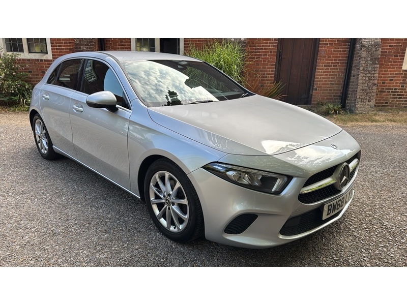 Mercedes-Benz A Class 1.5 A180d Sport Hatchback 5dr Diesel 7G-DCT Euro 6 (s/s) (116 ps) - U10004369