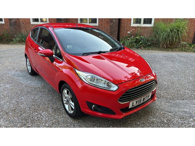 Ford Fiesta 1.25 Zetec Hatchback 3dr Petrol Manual Euro 6 (82 ps) - U10004372