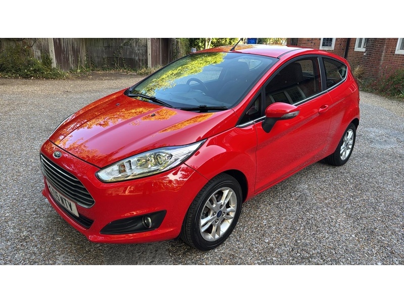 Ford Fiesta 1.25 Zetec Hatchback 3dr Petrol Manual Euro 6 (82 ps) - U10004372