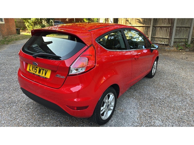 Ford Fiesta 1.25 Zetec Hatchback 3dr Petrol Manual Euro 6 (82 ps) - U10004372