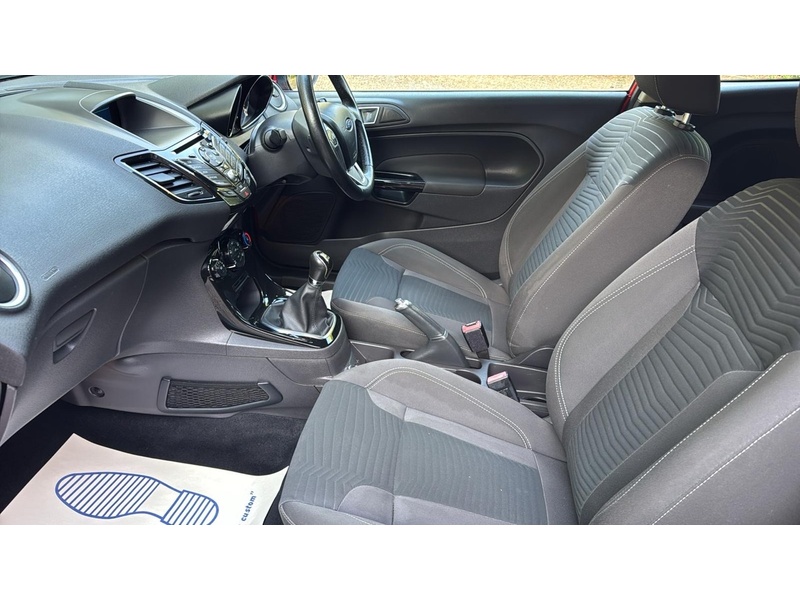 Ford Fiesta 1.25 Zetec Hatchback 3dr Petrol Manual Euro 6 (82 ps) - U10004372