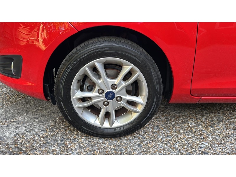 Ford Fiesta 1.25 Zetec Hatchback 3dr Petrol Manual Euro 6 (82 ps) - U10004372