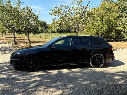 Audi RS4 Avant 2.9 TFSI V6 Vorsprung Estate 5dr Petrol Tiptronic quattro Euro 6 (s/s) (450 ps) - U10004373