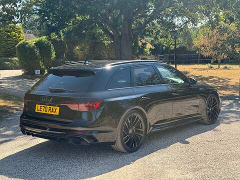 Audi RS4 Avant 2.9 TFSI V6 Vorsprung Estate 5dr Petrol Tiptronic quattro Euro 6 (s/s) (450 ps) - U10004373