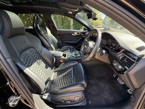 Audi RS4 Avant 2.9 TFSI V6 Vorsprung Estate 5dr Petrol Tiptronic quattro Euro 6 (s/s) (450 ps) - U10004373