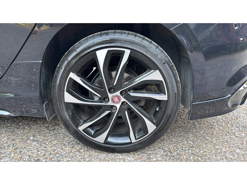 Fiat Tipo 1.4 MPI Sport Euro 6 (s/s) 5dr - U10004374
