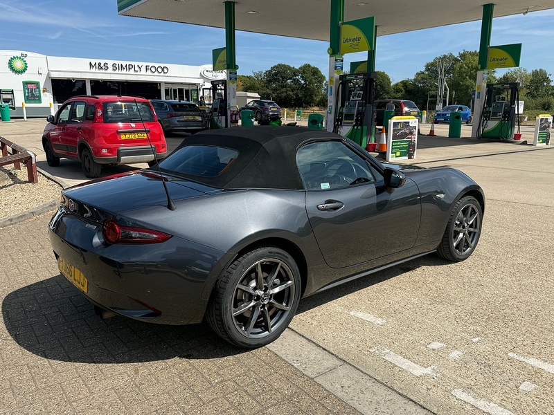 Mazda MX-5 2.0 SKYACTIV-G Sport Nav Convertible 2dr Petrol Manual Euro 6 (160 ps) - U10004386