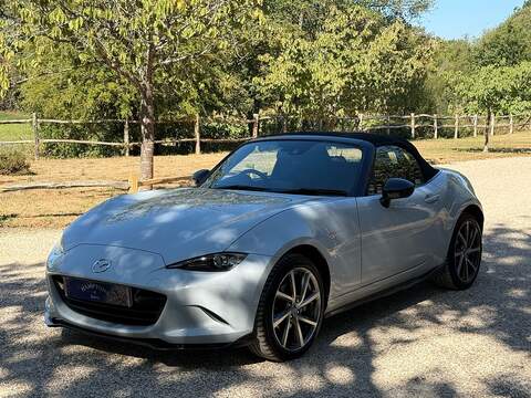 Mazda MX-5 2.0 SKYACTIV-G Sport Recaro Convertible 2dr Petrol Manual Euro 6 (160 ps) - U10004391