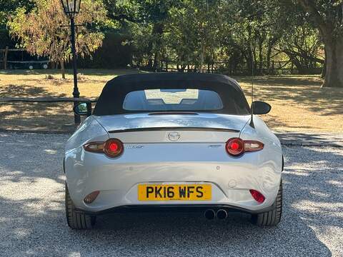 Mazda MX-5 2.0 SKYACTIV-G Sport Recaro Convertible 2dr Petrol Manual Euro 6 (160 ps) - U10004391