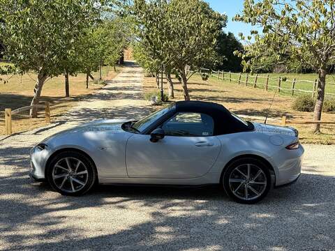 Mazda MX-5 2.0 SKYACTIV-G Sport Recaro Convertible 2dr Petrol Manual Euro 6 (160 ps) - U10004391