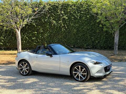 Mazda MX-5 2.0 SKYACTIV-G Sport Recaro Convertible 2dr Petrol Manual Euro 6 (160 ps) - U10004391