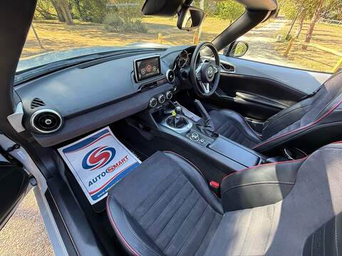 Mazda MX-5 2.0 SKYACTIV-G Sport Recaro Convertible 2dr Petrol Manual Euro 6 (160 ps) - U10004391