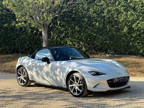Mazda MX-5 2.0 SKYACTIV-G Sport Recaro Convertible 2dr Petrol Manual Euro 6 (160 ps) - U10004391