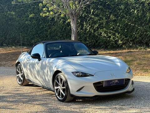 Mazda MX-5 2.0 SKYACTIV-G Sport Recaro Convertible 2dr Petrol Manual Euro 6 (160 ps) - U10004391