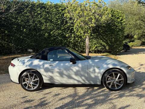 Mazda MX-5 2.0 SKYACTIV-G Sport Recaro Convertible 2dr Petrol Manual Euro 6 (160 ps) - U10004391