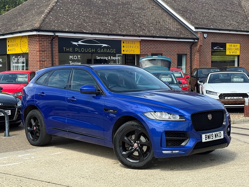 Jaguar F-PACE 2.0 P250i R-Sport SUV 5dr Petrol Auto AWD Euro 6 (s/s) (250 ps) - U10004392