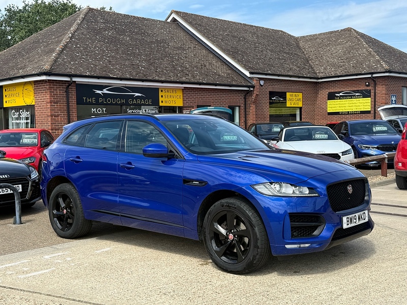 Jaguar F-PACE 2.0 P250i R-Sport SUV 5dr Petrol Auto AWD Euro 6 (s/s) (250 ps) - U10004392