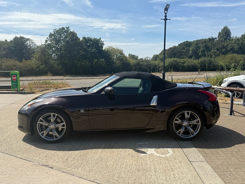 Nissan 370 Z 3.7 V6 GT Convertible 2dr Petrol Auto Euro 5 (328 ps) - U10004393