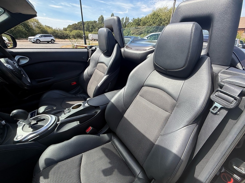Nissan 370 Z 3.7 V6 GT Convertible 2dr Petrol Auto Euro 5 (328 ps) - U10004393