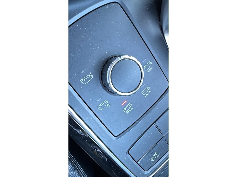 Mercedes-Benz GLE 2.1 GLE250d Sport SUV 5dr Diesel G-Tronic 4MATIC Euro 6 (s/s) (204 ps) - U10004394