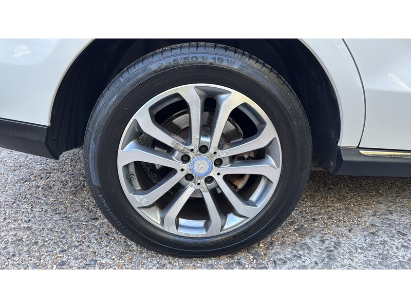 Mercedes-Benz GLE 2.1 GLE250d Sport SUV 5dr Diesel G-Tronic 4MATIC Euro 6 (s/s) (204 ps) - U10004394