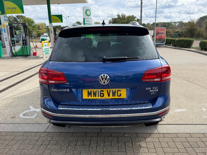 Volkswagen Touareg TDI V6 BlueMotion Tech R-Line SUV 3.0 Automatic Diesel - U10004400