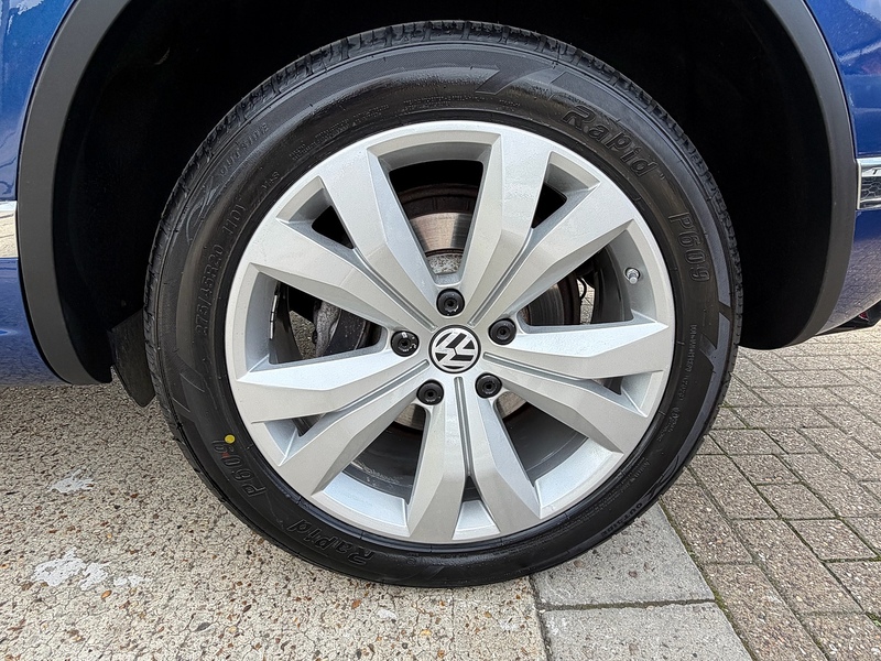 Volkswagen Touareg TDI V6 BlueMotion Tech R-Line SUV 3.0 Automatic Diesel - U10004400
