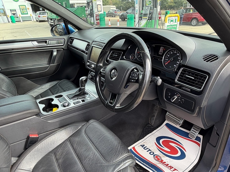 Volkswagen Touareg TDI V6 BlueMotion Tech R-Line SUV 3.0 Automatic Diesel - U10004400