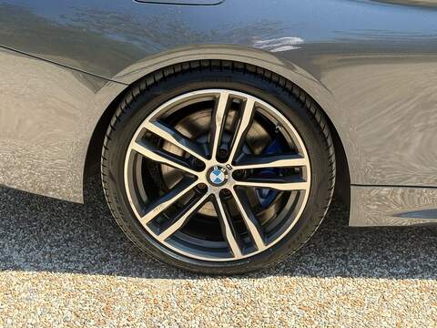 BMW 4 Series 2.0 420d M Sport Convertible 2dr Diesel Auto Euro 6 (s/s) (190 ps) - U10004401