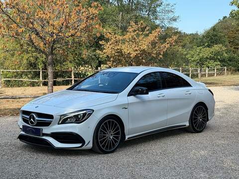 Mercedes-Benz CLA CLA45 AMG Saloon 2.0 Automatic Petrol - U10004403