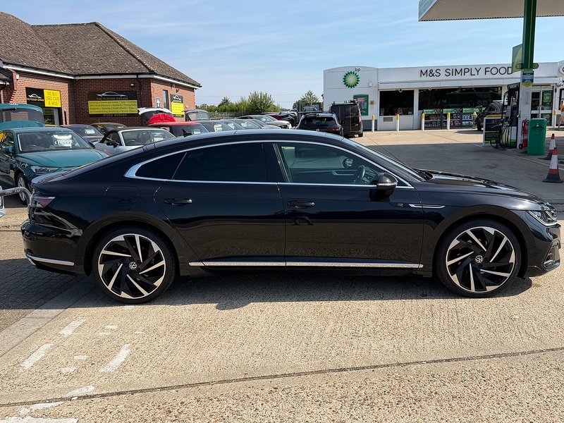 Volkswagen Arteon 2.0 TDI R-Line Fastback 5dr Diesel DSG Euro 6 (s/s) (200 ps) - U10004404