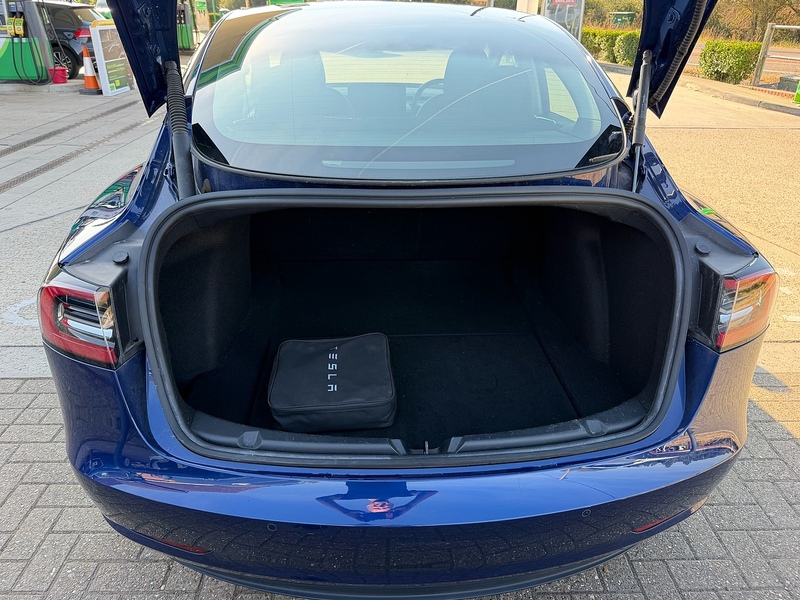 Tesla Model 3 (Dual Motor) Performance Saloon 4dr Electric Auto 4WDE (Performance Upgrade) (449 bhp) - U10004406