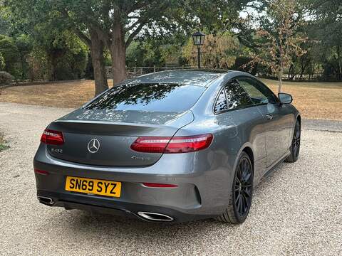 Mercedes-Benz E Class 3.0 E450 V6 GPF AMG Line (Premium Plus) Coupe 2dr Petrol G-Tronic+ 4MATIC Euro 6 (s/s) (367 ps) - U10004416