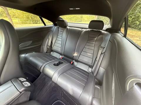 Mercedes-Benz E Class 3.0 E450 V6 GPF AMG Line (Premium Plus) Coupe 2dr Petrol G-Tronic+ 4MATIC Euro 6 (s/s) (367 ps) - U10004416