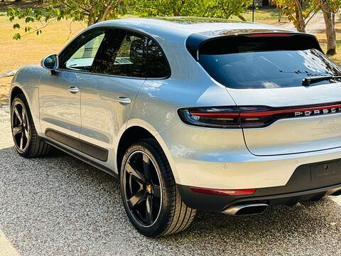 Porsche Macan Macan SUV 1 Automatic Petrol - U10004417