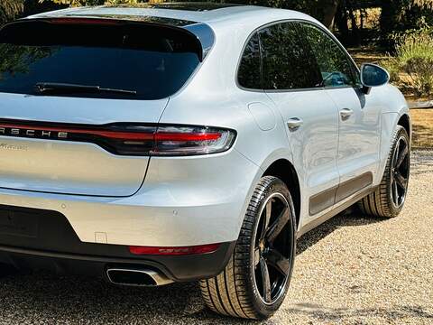 Porsche Macan Macan SUV 1 Automatic Petrol - U10004417