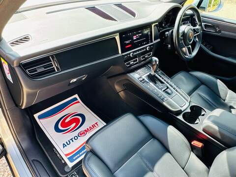 Porsche Macan Macan SUV 1 Automatic Petrol - U10004417
