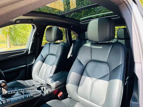 Porsche Macan Macan SUV 1 Automatic Petrol - U10004417