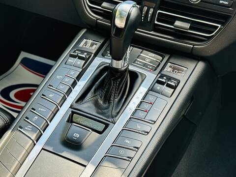 Porsche Macan Macan SUV 1 Automatic Petrol - U10004417