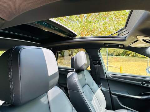 Porsche Macan Macan SUV 1 Automatic Petrol - U10004417