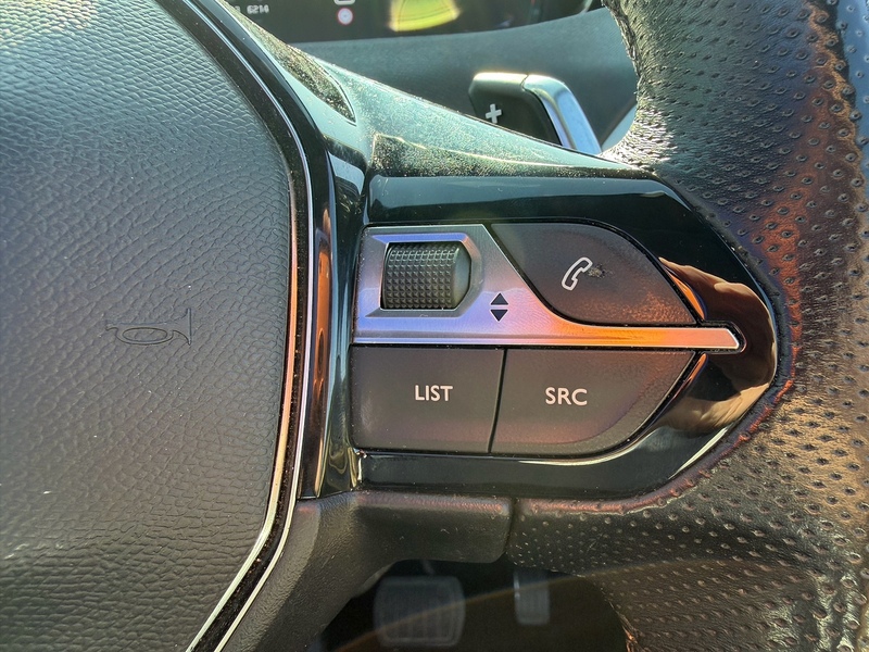 Peugeot 3008 1.2 PureTech GT Line Premium SUV 5dr Petrol EAT Euro 6 (s/s) (130 ps) - U10004420
