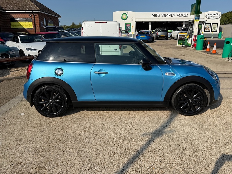 MINI Hatch Hatch Cooper S Exclusive Hatchback 1 Manual Petrol - U10004423