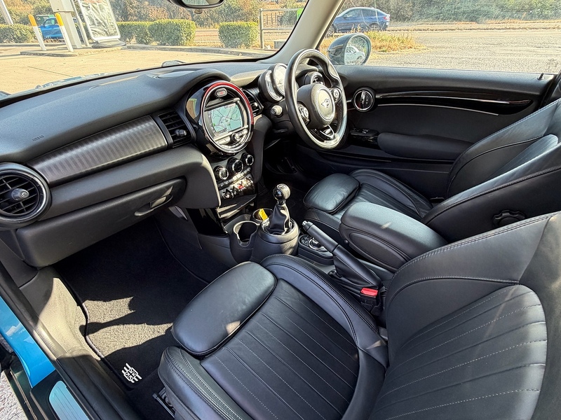 MINI Hatch Hatch Cooper S Exclusive Hatchback 1 Manual Petrol - U10004423