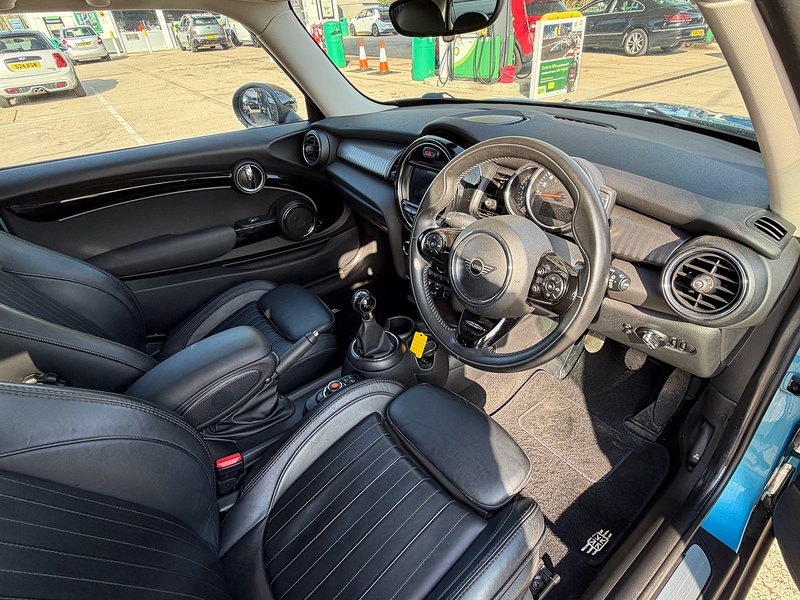 MINI Hatch Hatch Cooper S Exclusive Hatchback 1 Manual Petrol - U10004423
