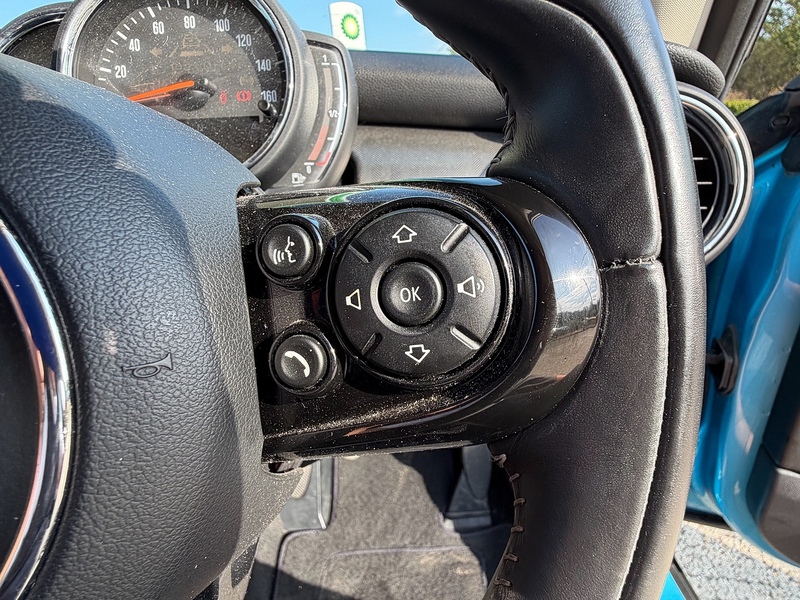 MINI Hatch Hatch Cooper S Exclusive Hatchback 1 Manual Petrol - U10004423