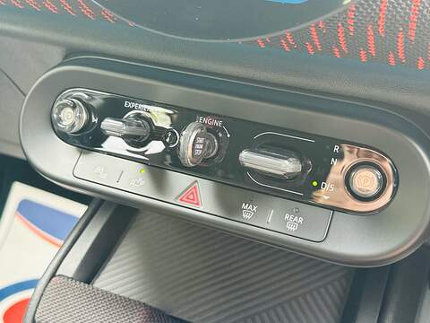 MINI Countryman Countryman Sport SUV 1 Automatic Petrol Hybrid - U10004424