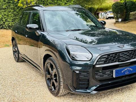 MINI Countryman Countryman Sport SUV 1 Automatic Petrol Hybrid - U10004424